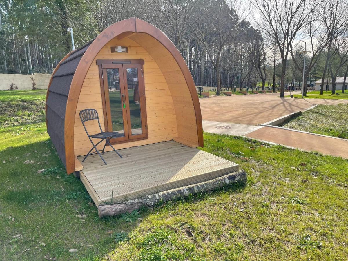 Teiraboa Base Camp Hotel Arzúa Kültér fotó