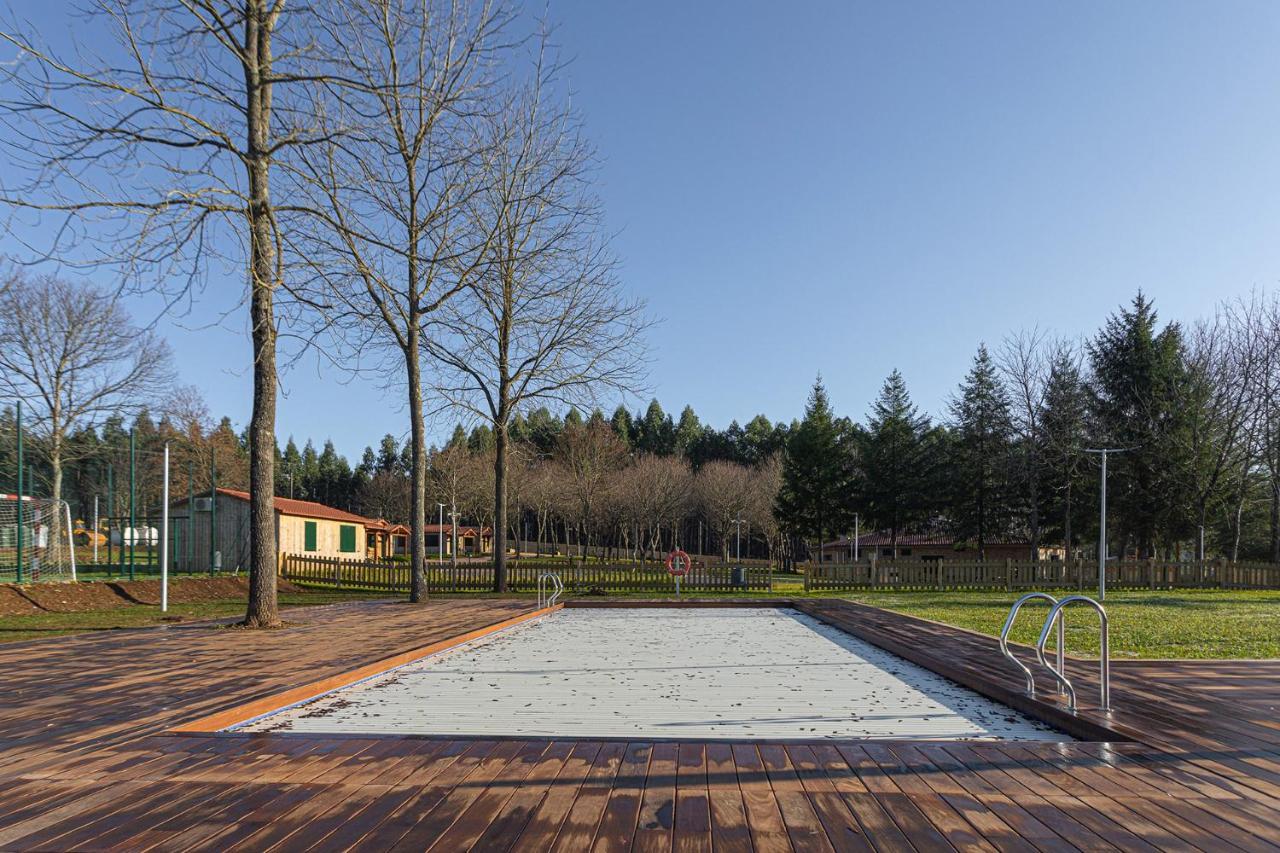 Teiraboa Base Camp Hotel Arzúa Kültér fotó